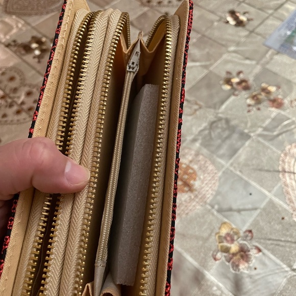 Wallet - Picture 4 of 4